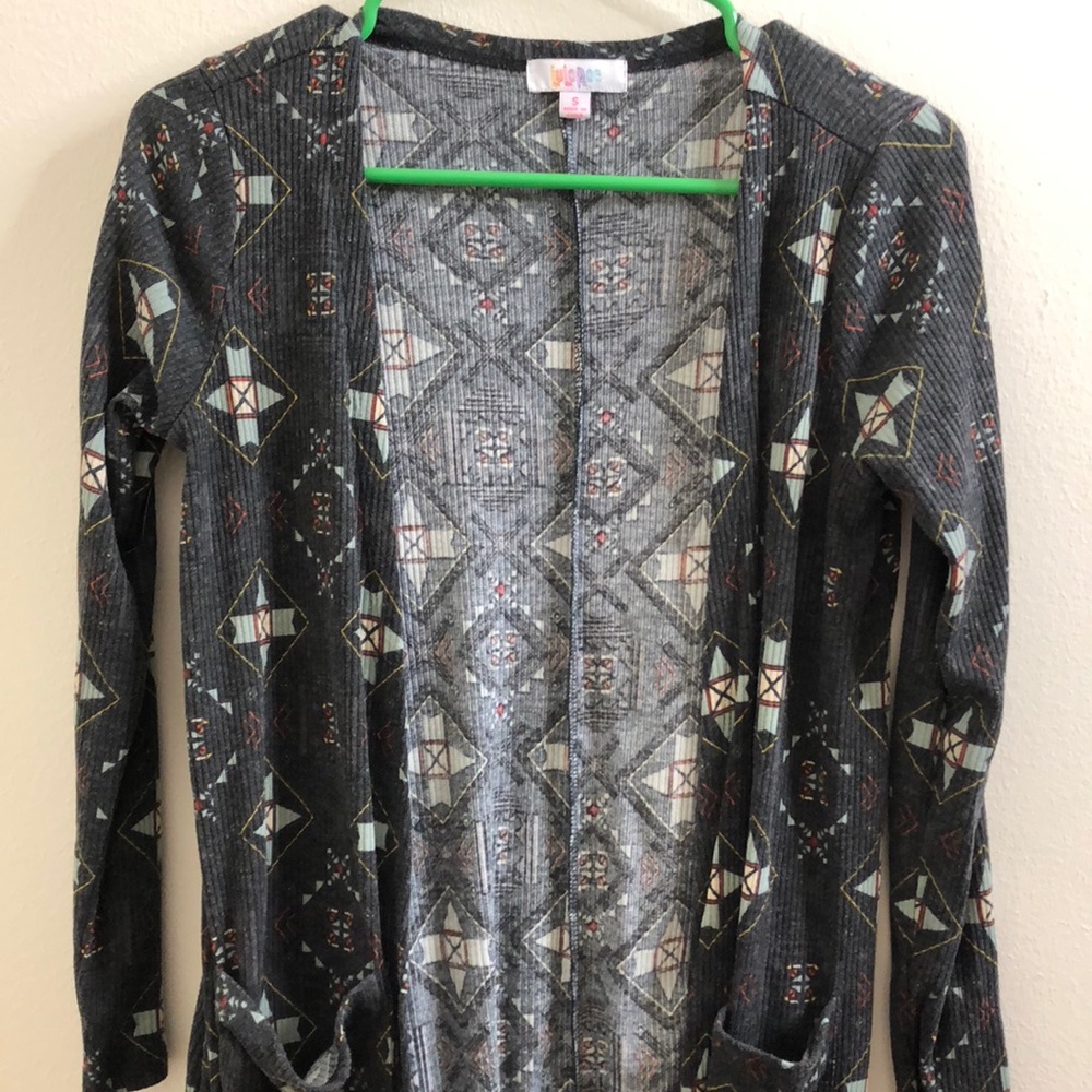 Lularoe Sarah Small Gray Design